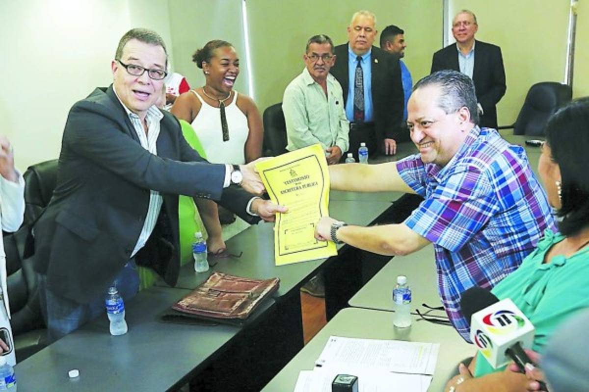 Partido Salvador de Honduras pedirá al TSE si aprueba su nombre