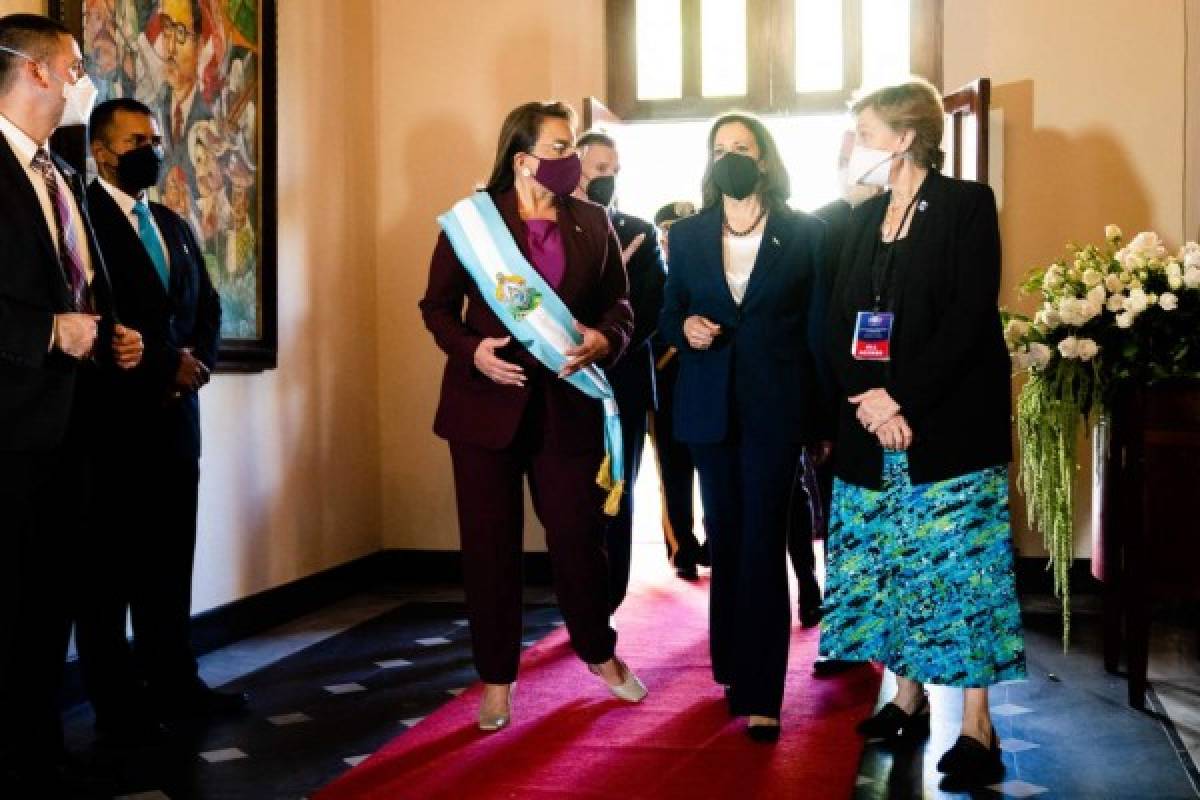 Lo que no se vio de la reunión entre Xiomara Castro y Kamala Harris (FOTOS)