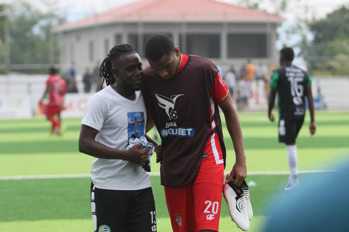 Las tristes y dolorosas imágenes de jugadores de Real Sociedad tras el descenso de Liga Nacional