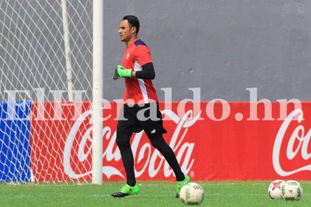 Los lentes estaban enfocados todos en la estrella del Real Madrid, Keylor Navas. (Fotos: Delmer Martínez / Neptalí Romero / Grupo Opsa)