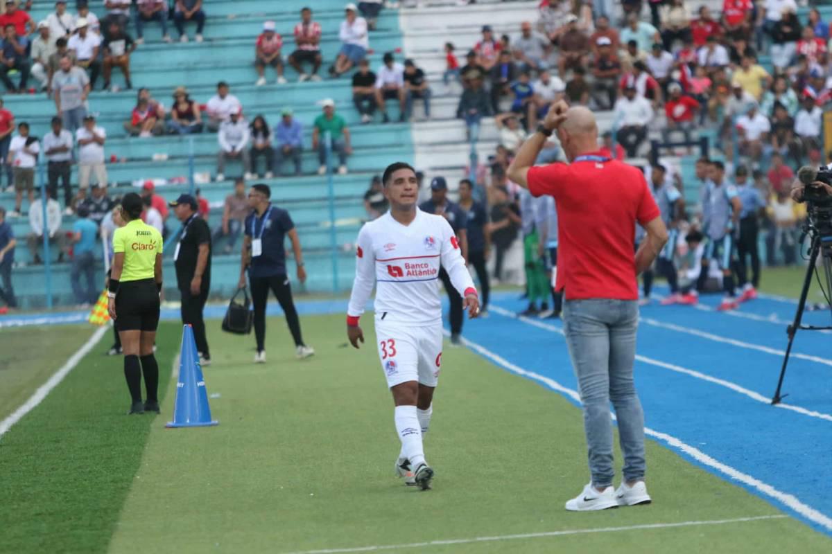 Eduardo Espinel y las razones que lo impulsaron a poner la renuncia en Olimpia