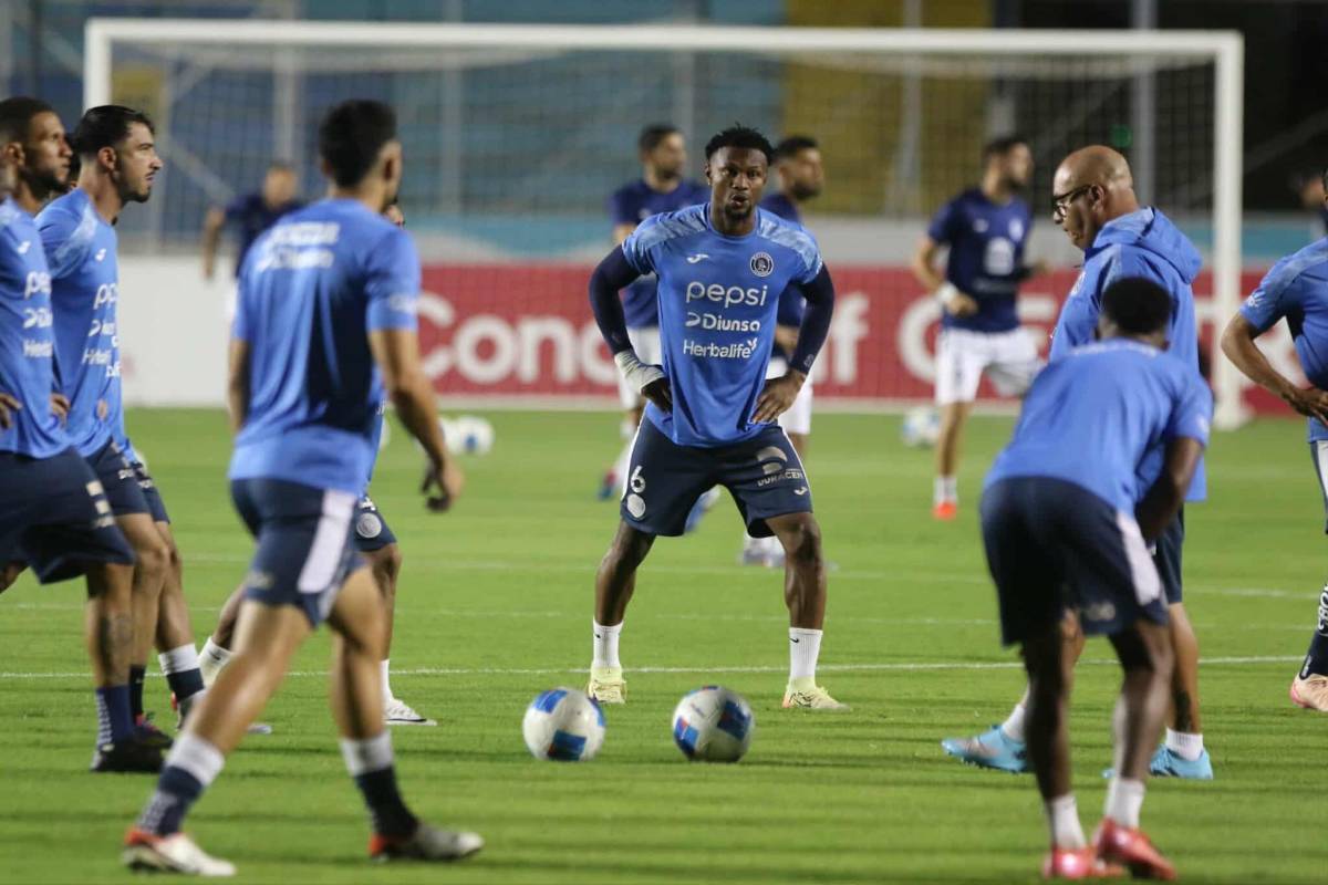Jeque árabe se robó el show y sorprendente invasión tica previo al Motagua vs Cartaginés
