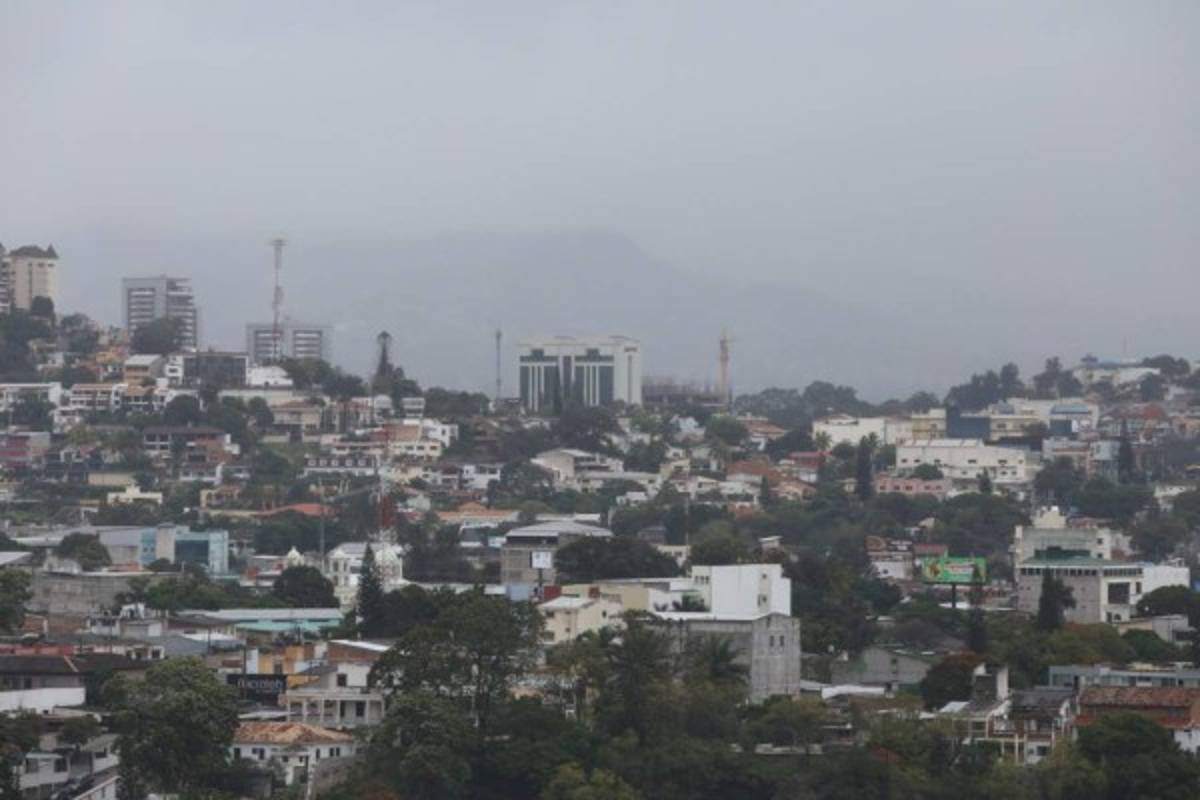 Anuncian lluvias leves y moderadas para la capital