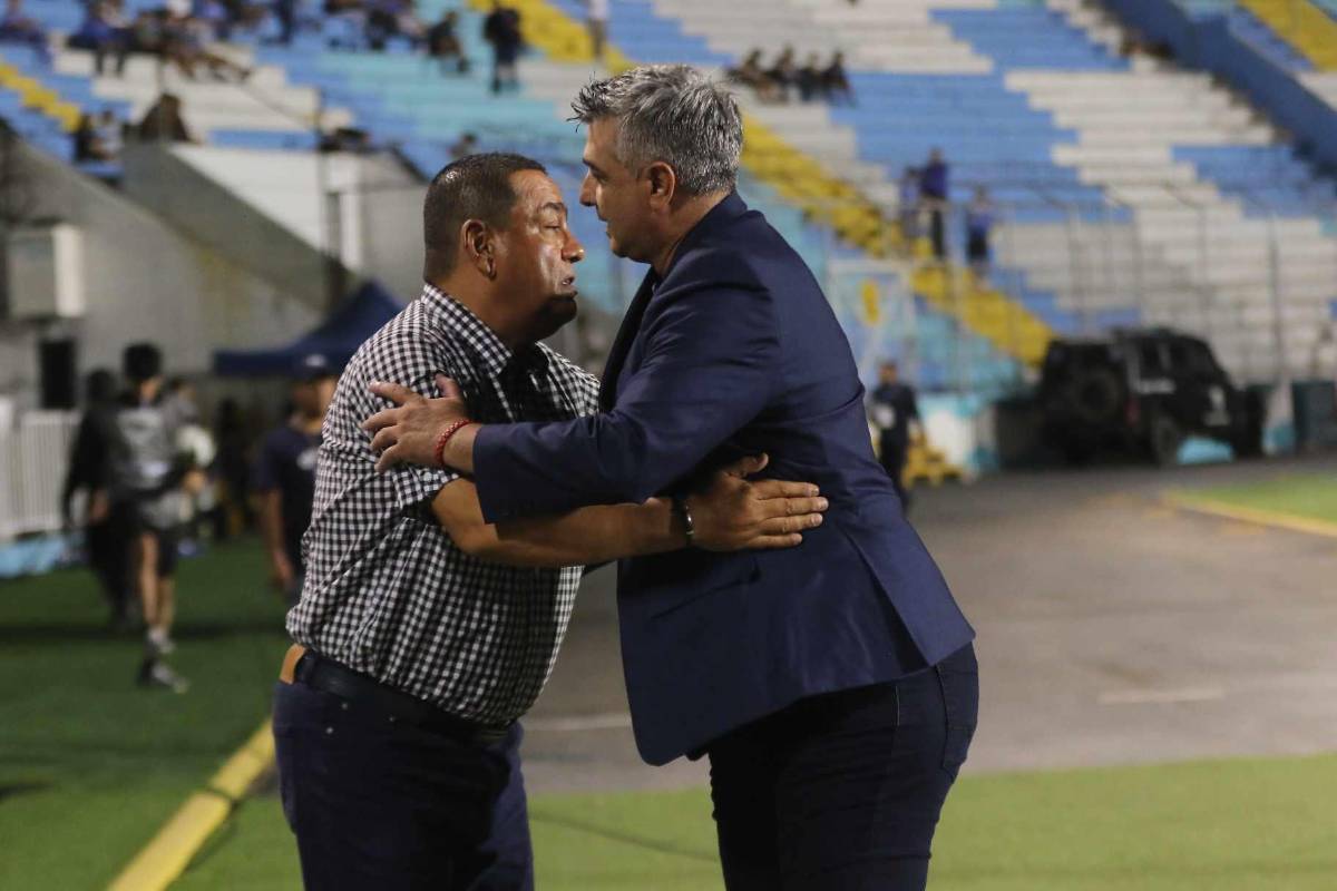 Chica viral de TikTok presente, lo que hizo Diego Vázquez y bellas damas en triunfo de Motagua