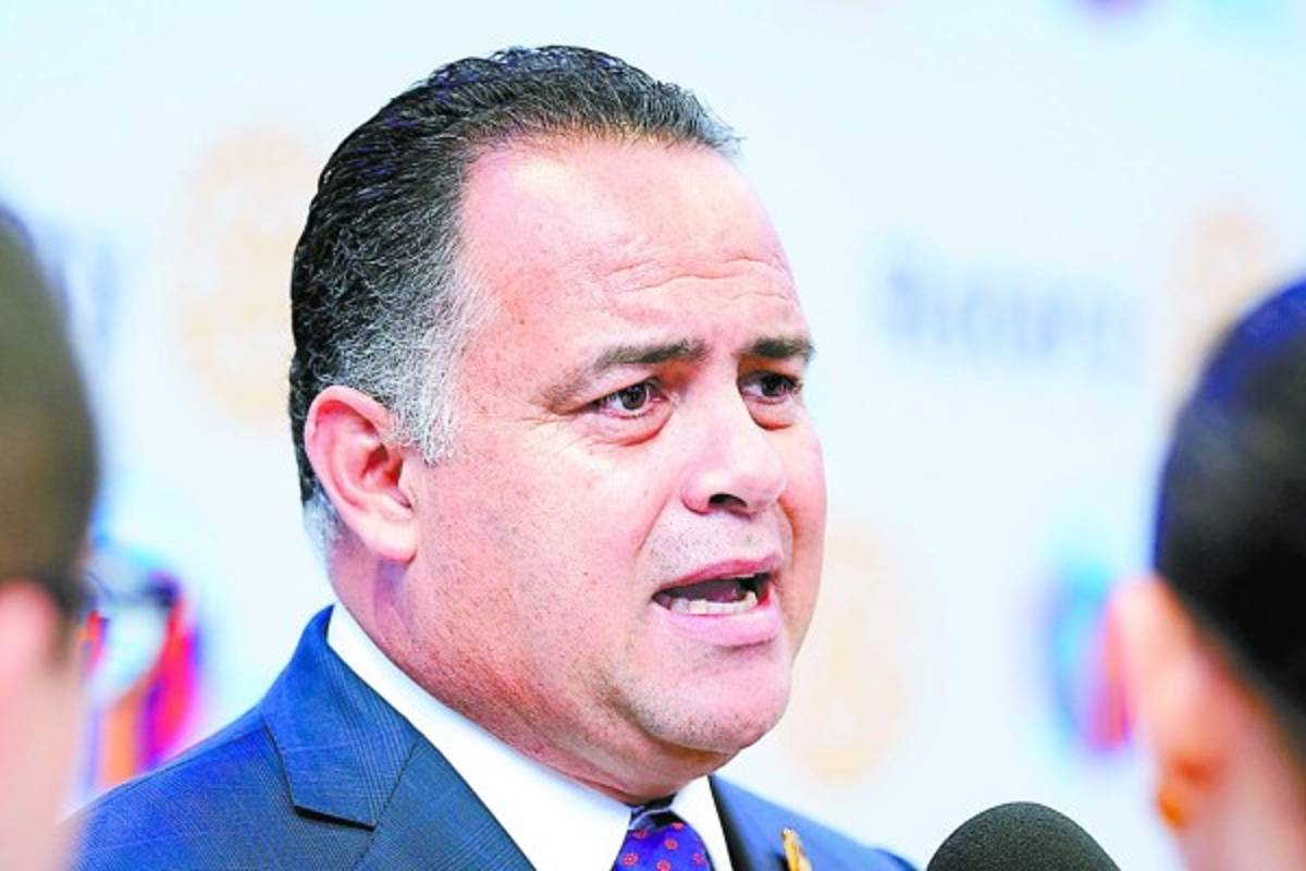 Club Rotario otorga galardón a Jorge Canahuati y Diego Pulido