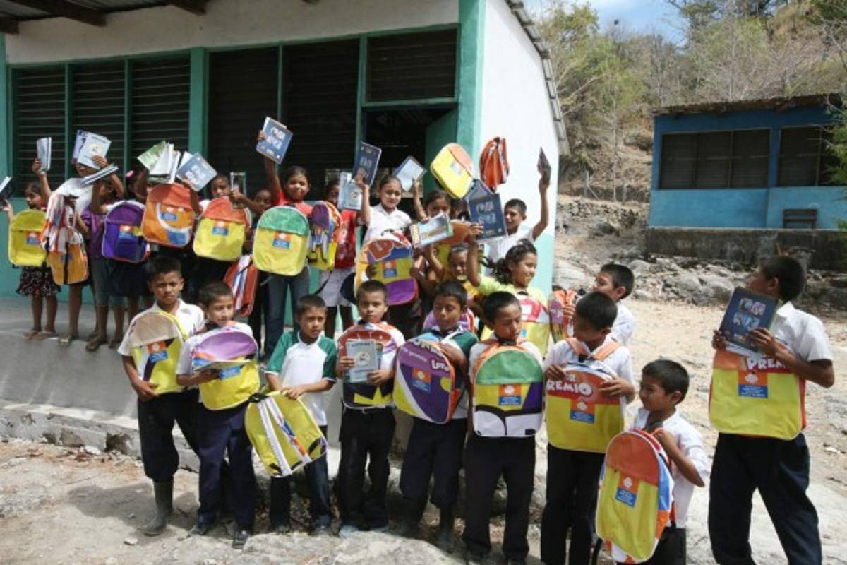 Huella de solidaridad en Escuela Lempira de Tecuantepe, Alubarén