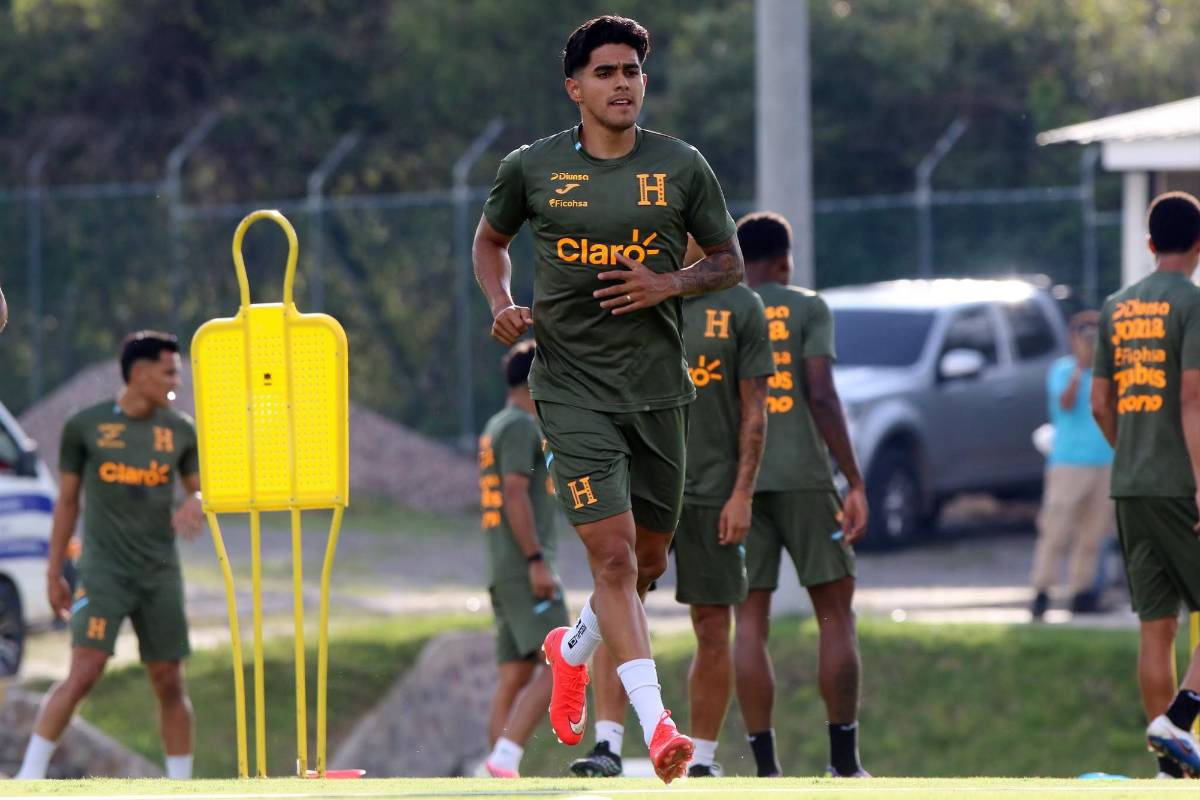 ¡Dos bajas! El 11 titular con el que dbutaría Honduras en Nations League ante Surinam