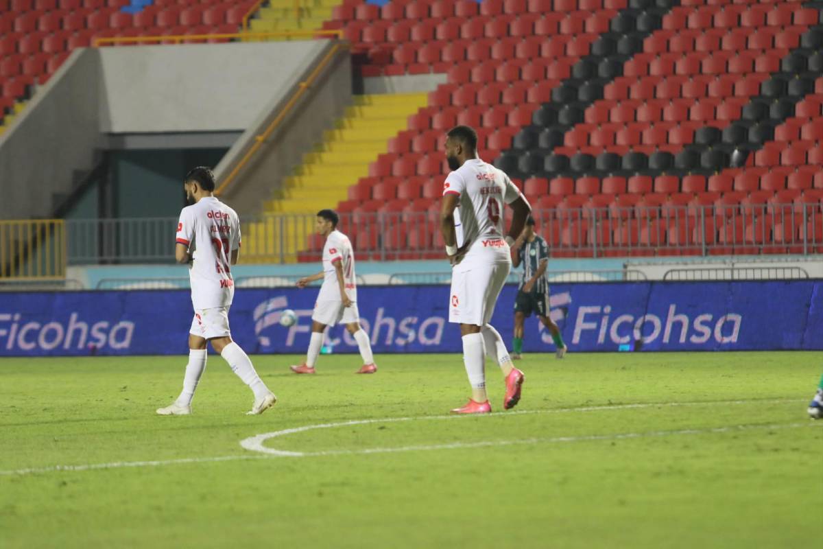 Lindas chicas, el error de Espinel y e increíble tropiezo de Olimpia ante Juticalpa en el Nacional