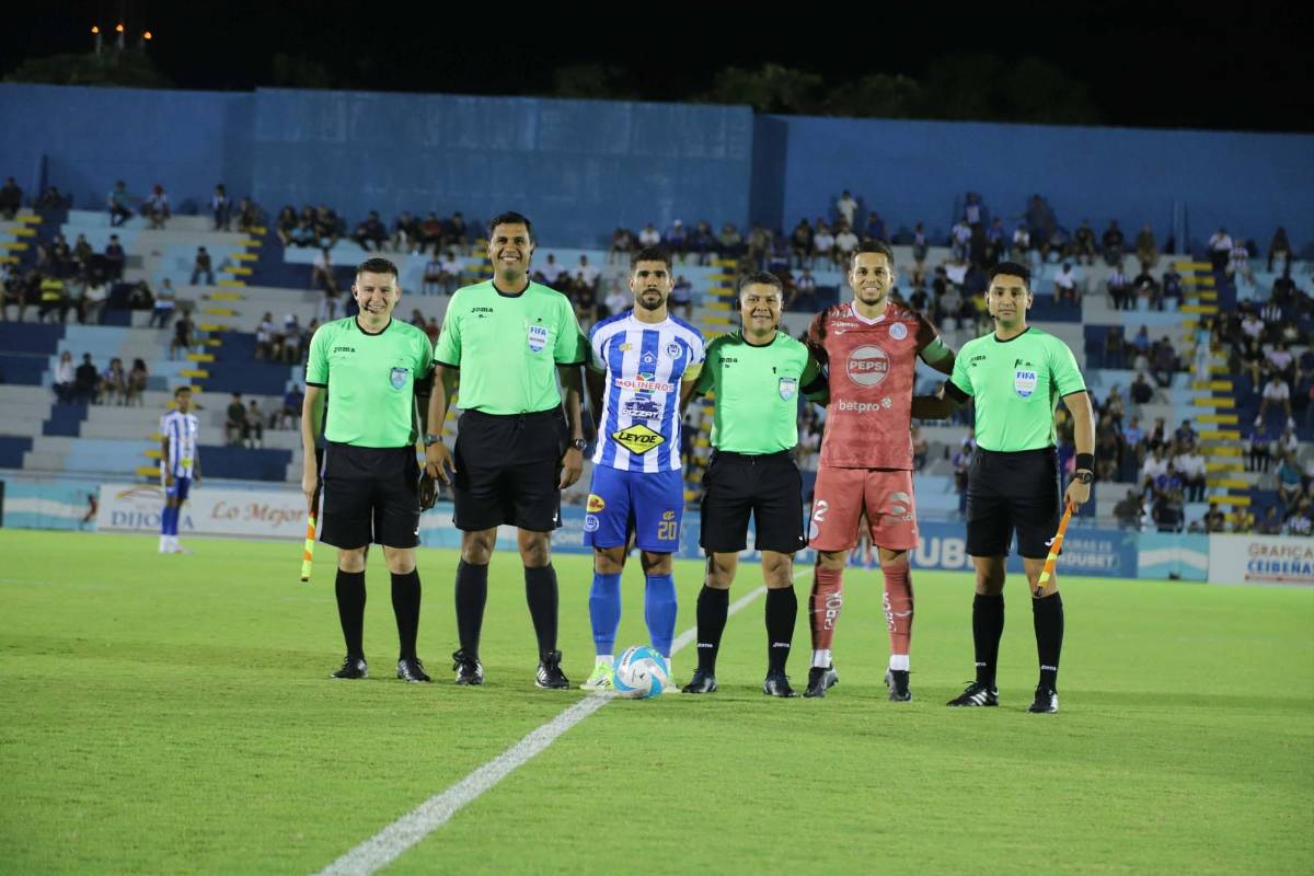 En fotos: Pelinegra deslumbra, La Ceiba se viste de gala y el show de Motagua ante Victoria