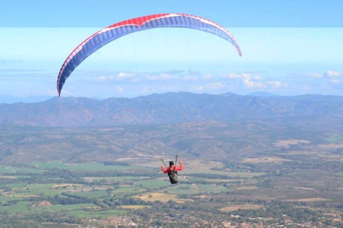 En la Villa de San Francisco se puede volar por los cielos.