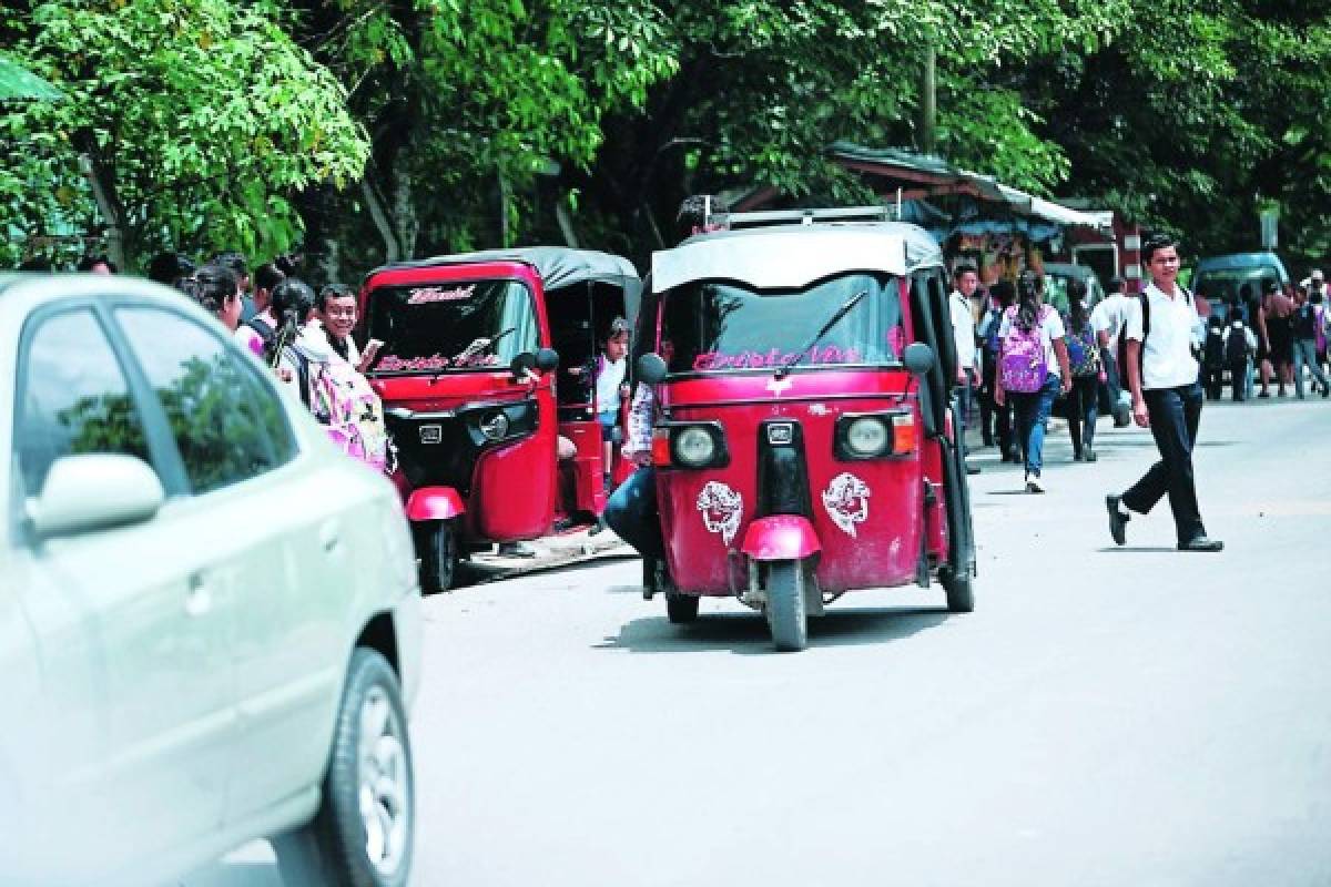 Buscan controlar 30 mil mototaxis en Honduras