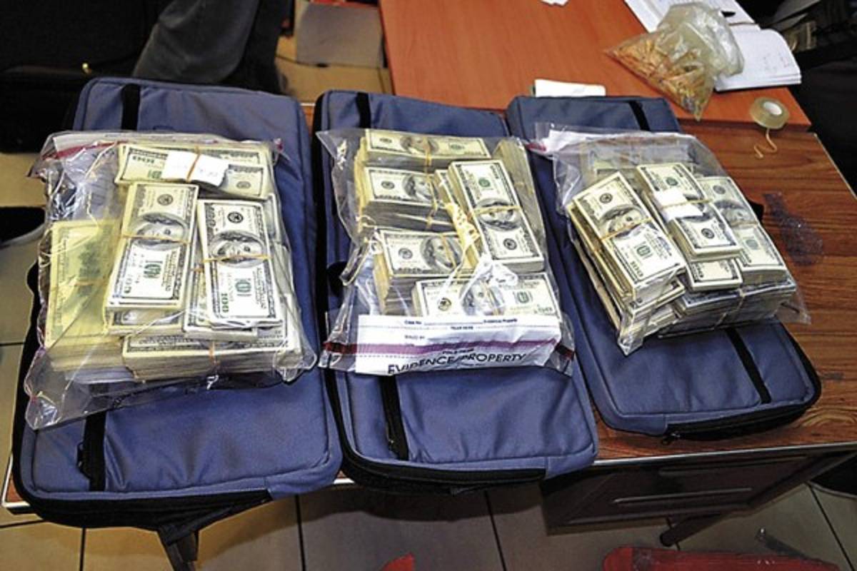 En la lupa videos del 'Maletazo”