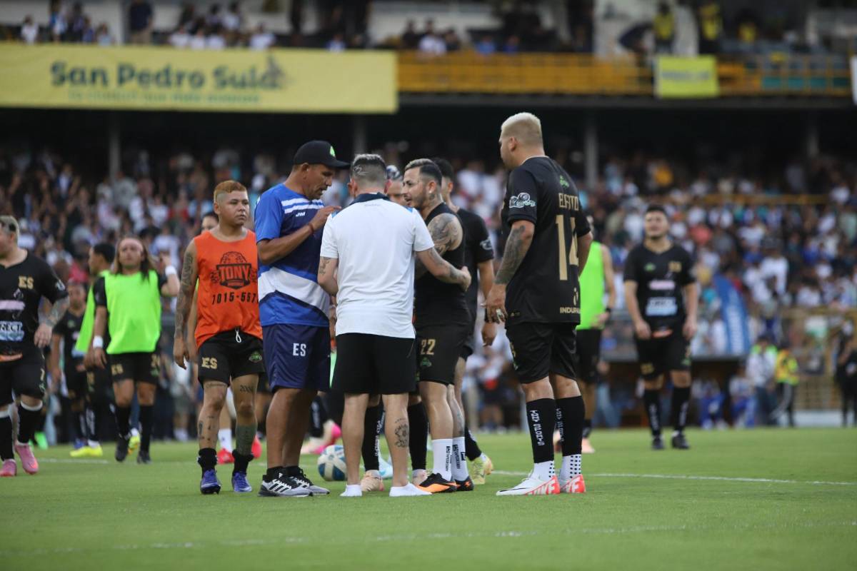 Jugadores se van a los golpes, inesperado héroe y Supremo celebró con Milagro Flores en partido de tiktokers