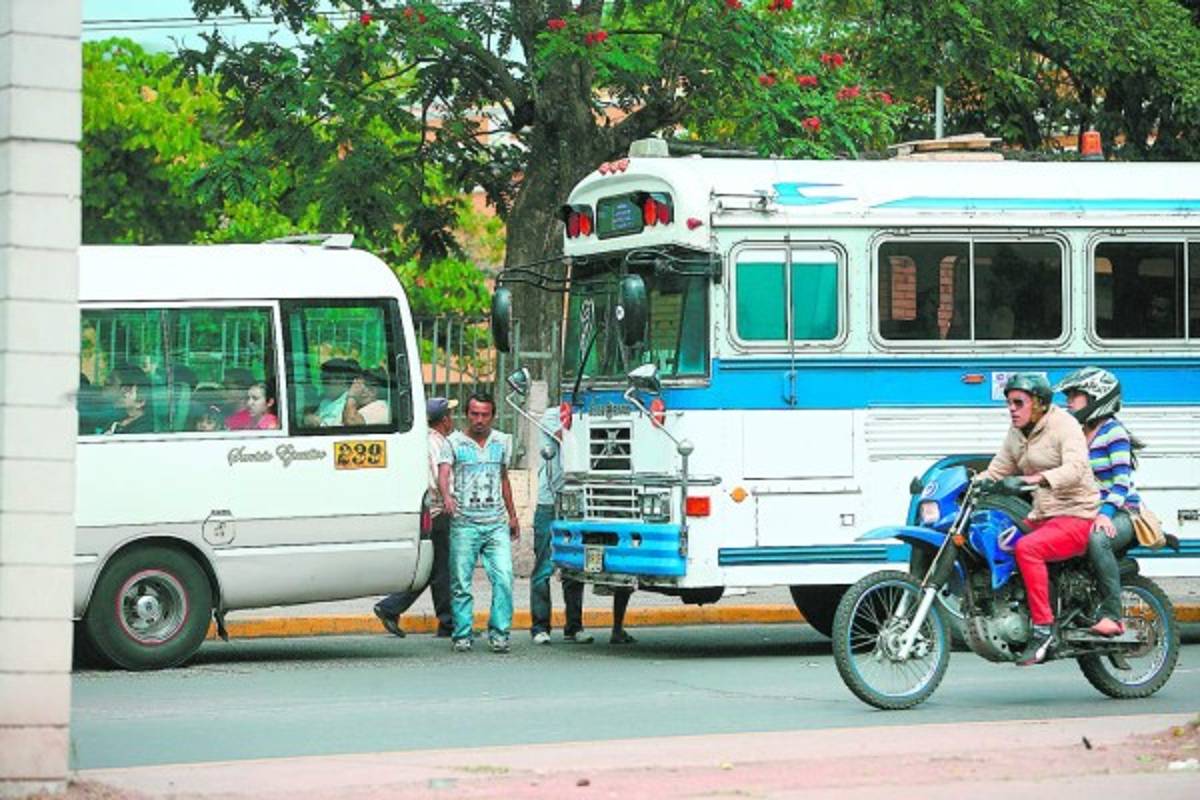 Fuerte exigencia de rebajas a las tarifas del transporte