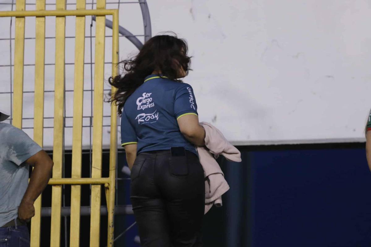Lindas chicas y sorprende lo que hizo André Orellana: Ambiente previo al Marathón vs Olimpia