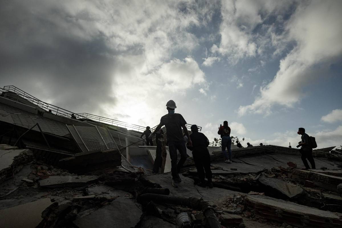 Crece número de extranjeros muertos o desaparecidos tras terremotos en Venezuela