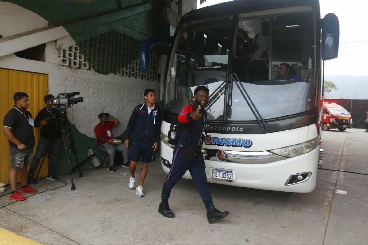 Lindas chicas y sorprende lo que hizo André Orellana: Ambiente previo al Marathón vs Olimpia