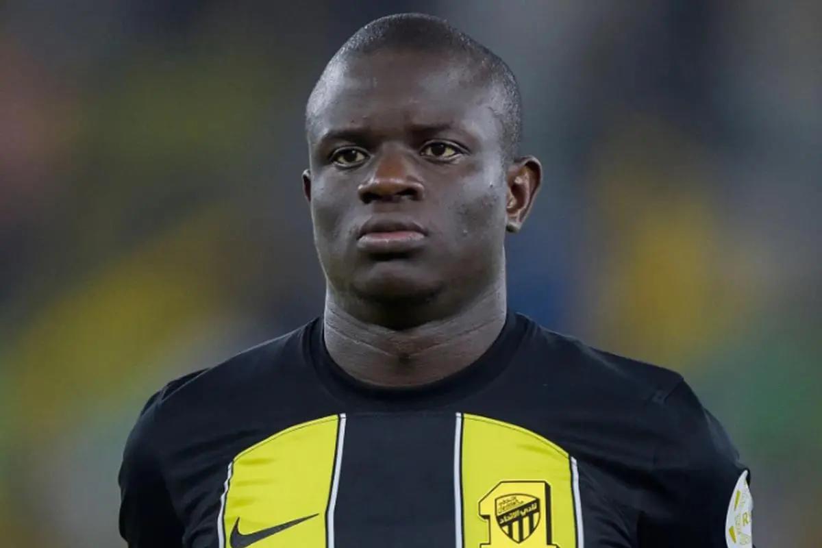 Benzemá se siente insultado por oferta de renovación de Al-Ittihad y se niega a jugar partido