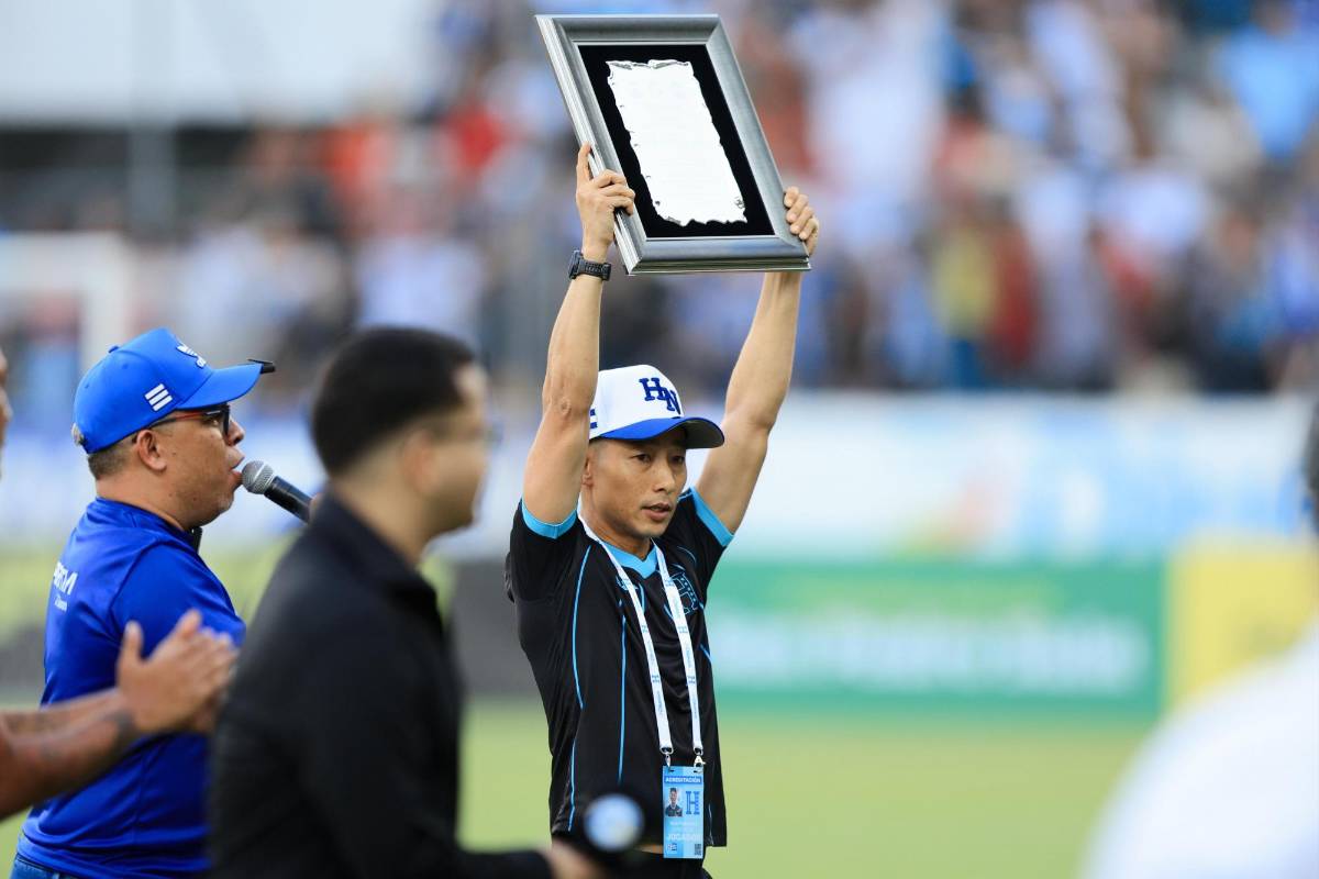Jugadores se van a los golpes, inesperado héroe y Supremo celebró con Milagro Flores en partido de tiktokers