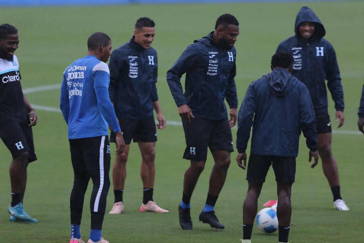 Jugadores entrenan diferenciado y esto hicieron los alemanes: Honduras se prepara para enfrentar a Haití