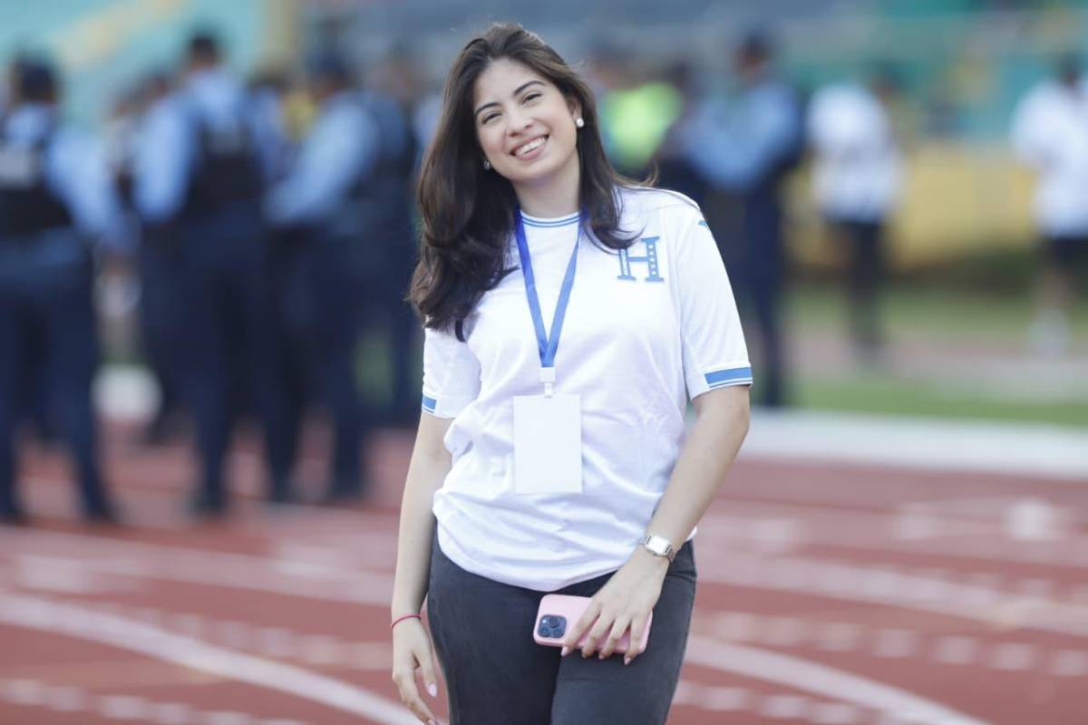 Partido de tiktokers se llena de chicas lindas: Milagro Flores sorprende con otras influencers