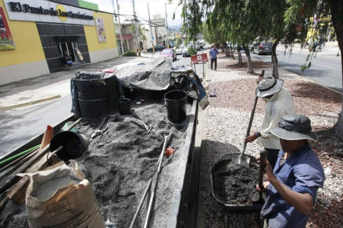 Alcaldía retoma el bacheo de vías de Tegucigalpa