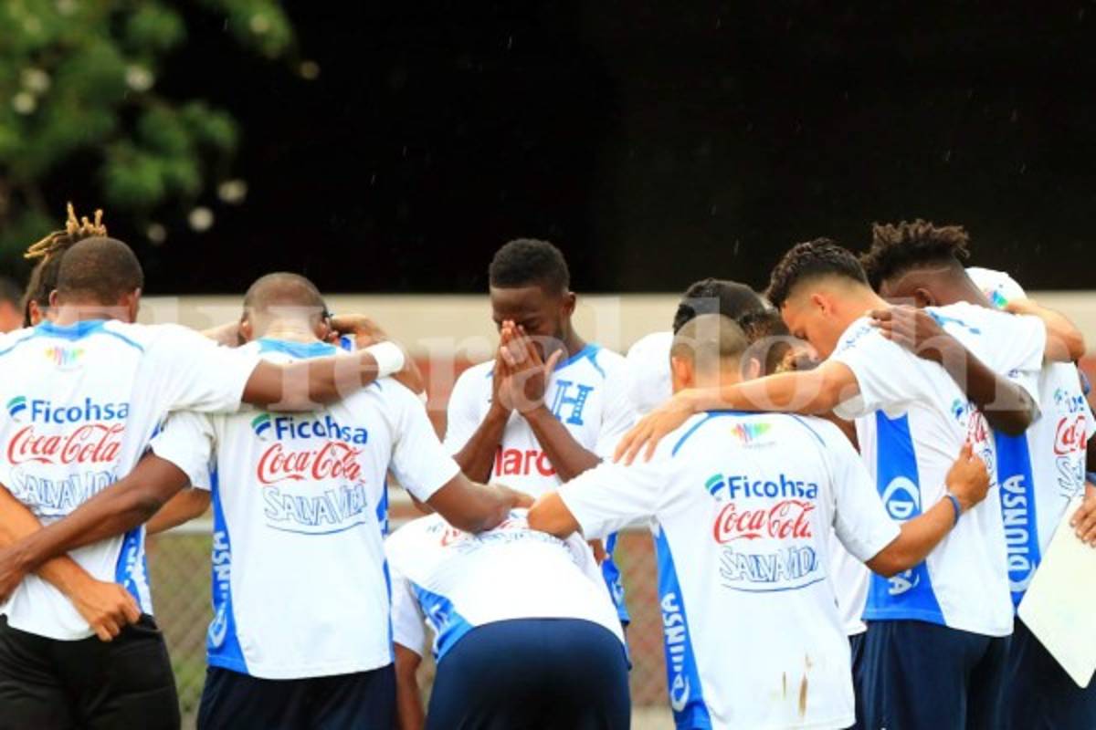 Copa Oro: Michael Chirinos podría entrar de titular en el Honduras vs México