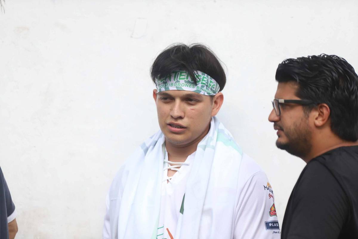 Pomponera de los tiktokers sorprende: El ambiente previo al partido entre Platense y CD Choloma