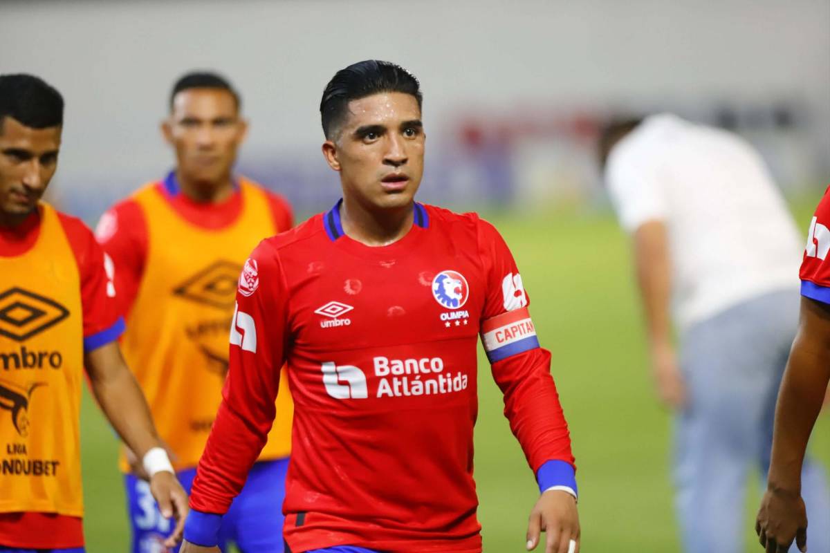 Quebraron vidrios, bronca con el rival y tristeza: Las imágenes de la eliminación de Olimpia en Liga Nacional