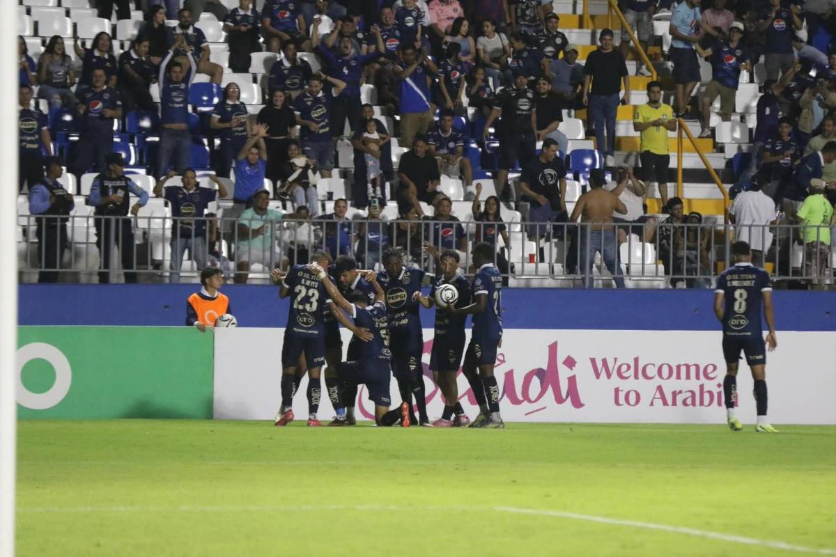 Rubia enamora, Motagua sonríe en Copa Centroamericana y señalan culpable de la derrota de Alianza