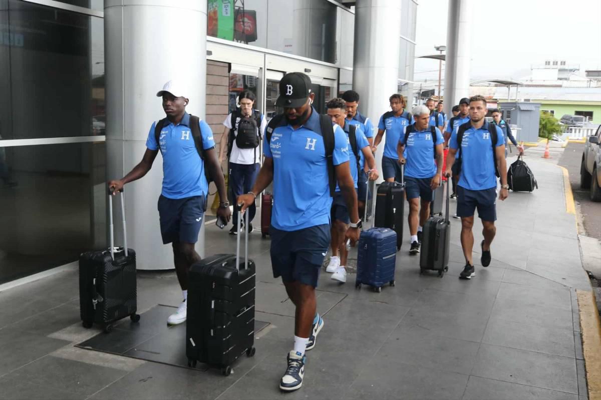 Con cara de pocos amigos llegaron seleccionados de Honduras a Tegucigalpa