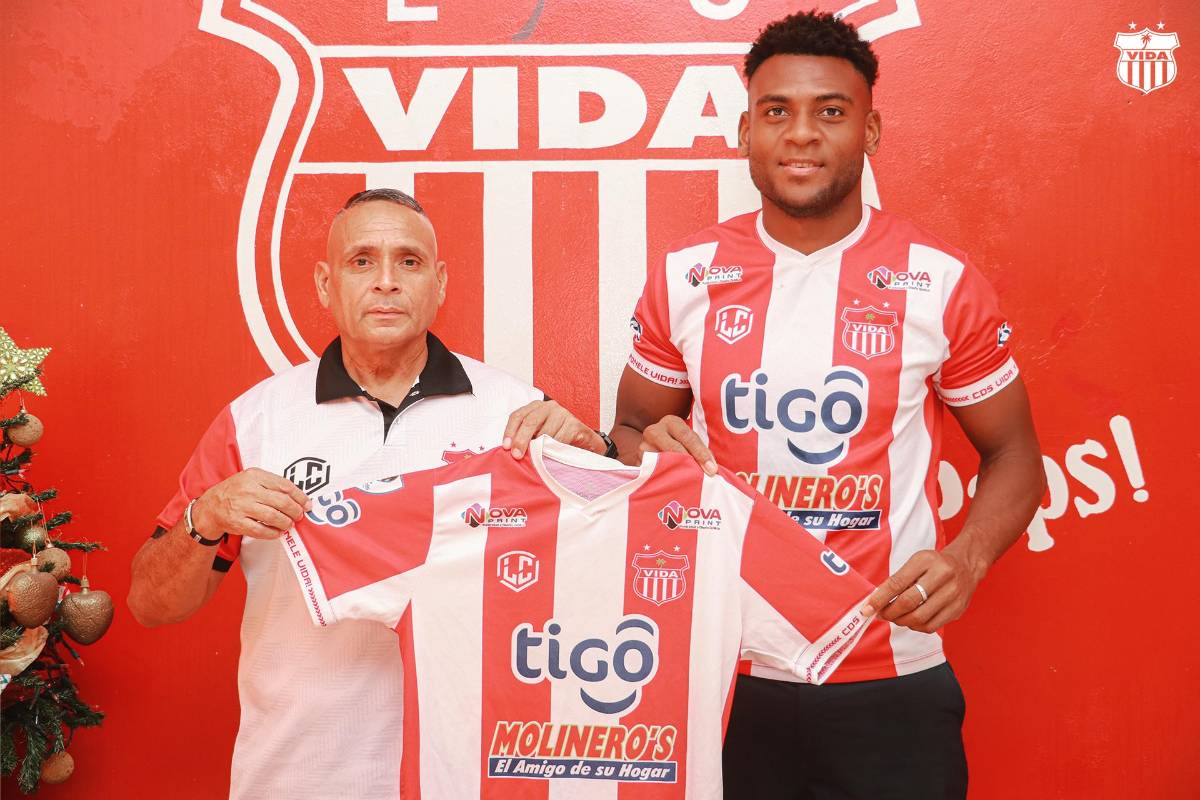 ¡Fichajes! Dos al extranjero, Motagua presenta alta y Olimpia cerca de atacante