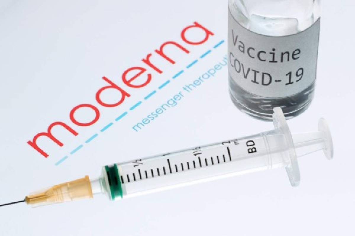 Al menos 100 millones de dosis de la vacuna de Moderna estarán disponibles en marzo de 2021