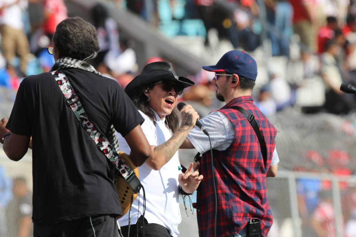 Buba descontrolado, aficionada desmayada, jugador confirma que se va de Olimpia y lágrimas