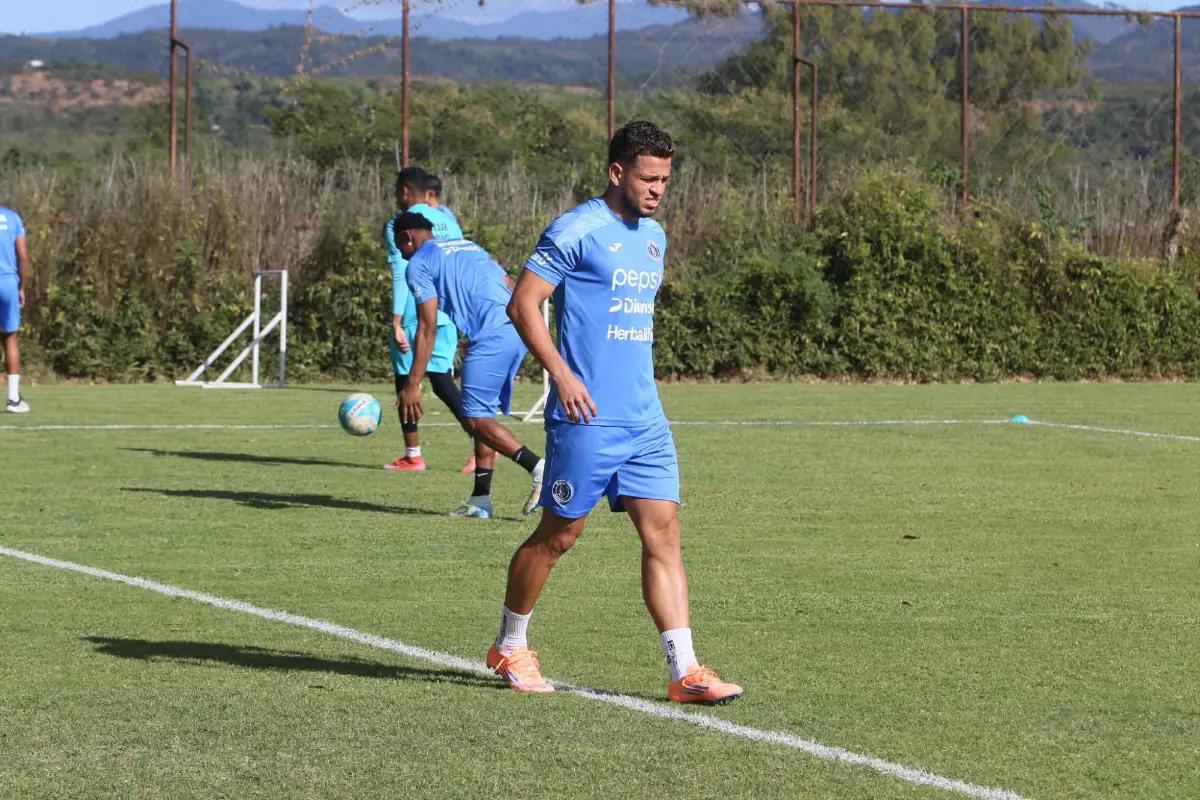 Mercado: Olimpia anuncia su primer fichaje, Elis regresa, catracho al extranjero y futuro de Palma
