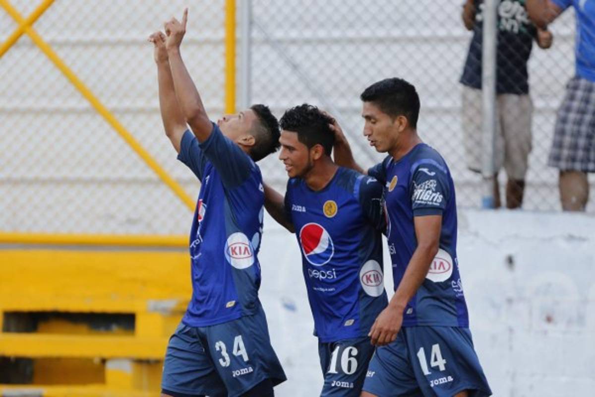 El Motagua se apunta en la cima