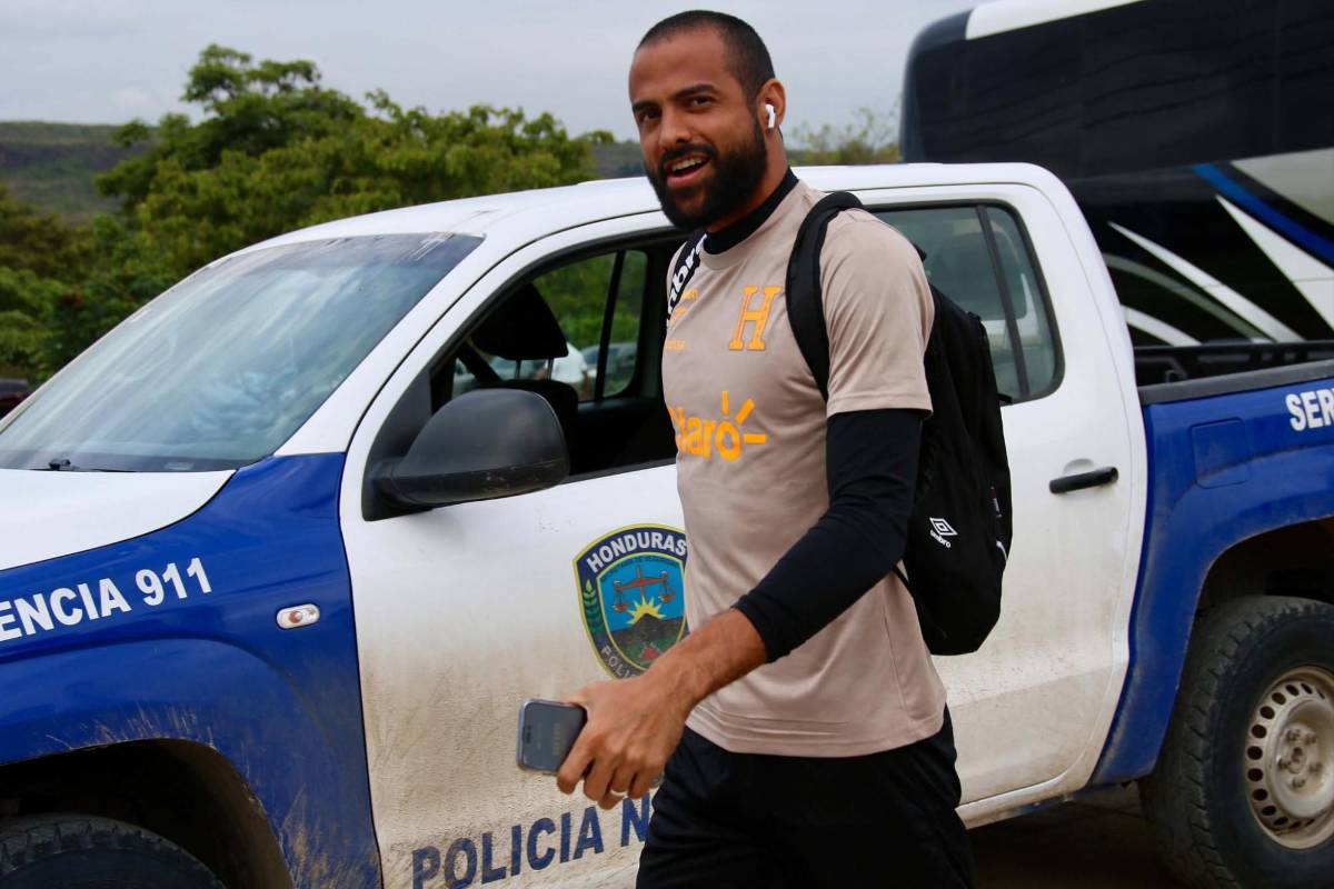 Edwin Rodríguez preocupa, legionario llega con lujosa bolsa y sorpresa en entreno de Honduras