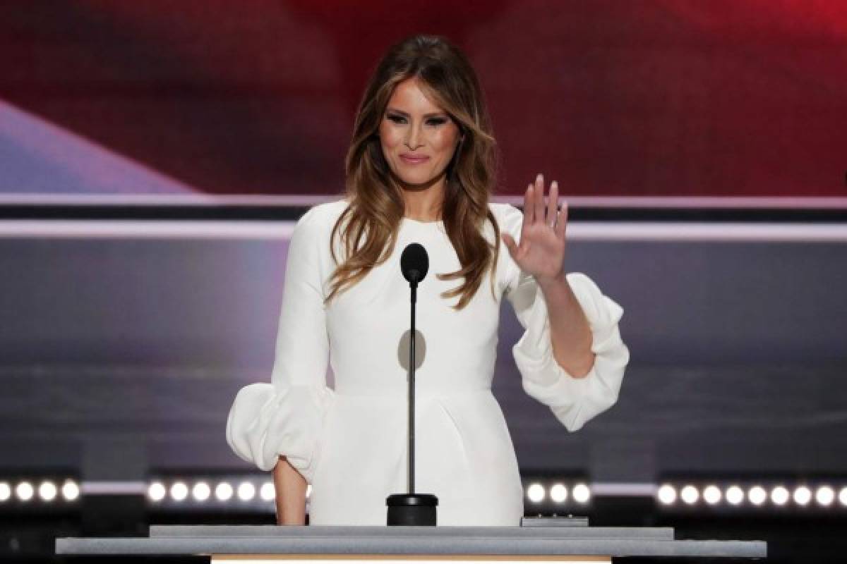 Esposa de Donald Trump plagió discurso de Michelle Obama
