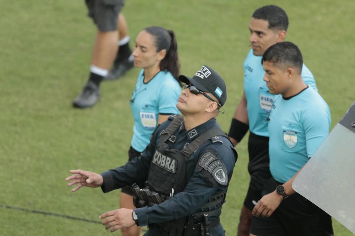 Fotos: Tristeza en el Yankel, Lavallén sacó su VAR y la celebración del Real España