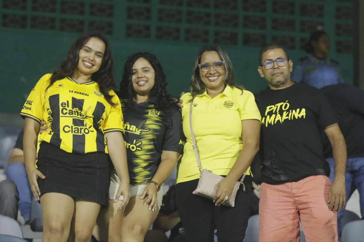 Lindas chicas y guatemaltecos invadieron SPS: El ambientazo previo al Real España vs Xelajú