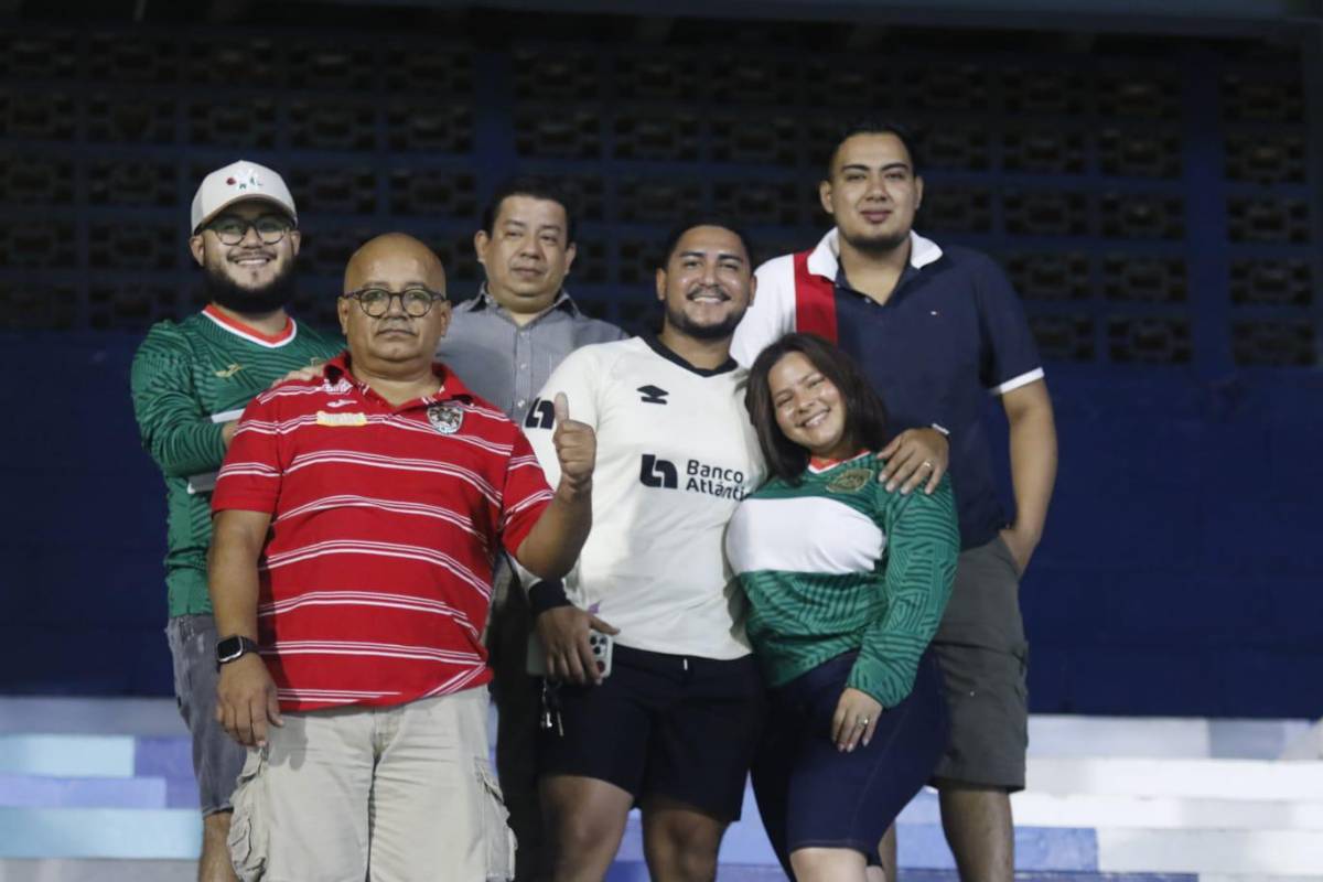 Aficionada enamora, show de las barras y ¿llegó Lavallén?: Ambiente previo al Marathón vs Olimpia