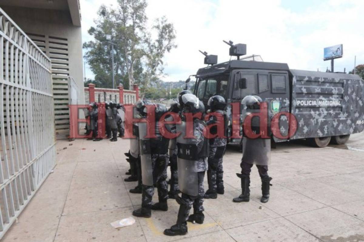 Integrantes del MEU y policías se enfrentan de nuevo en UNAH