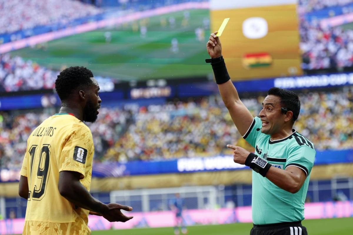 Críticas a Said Martínez tras trabajo en partido de Inglaterra-Ghana: No tiene el nivel