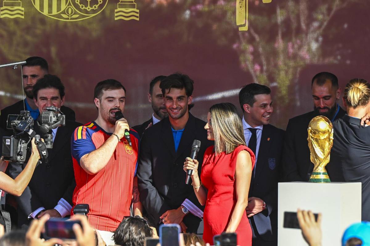 España Campeón del Mundo 2026: Hijas de los Reyes deslumbran y locura de Lamine Yamal en la fiesta