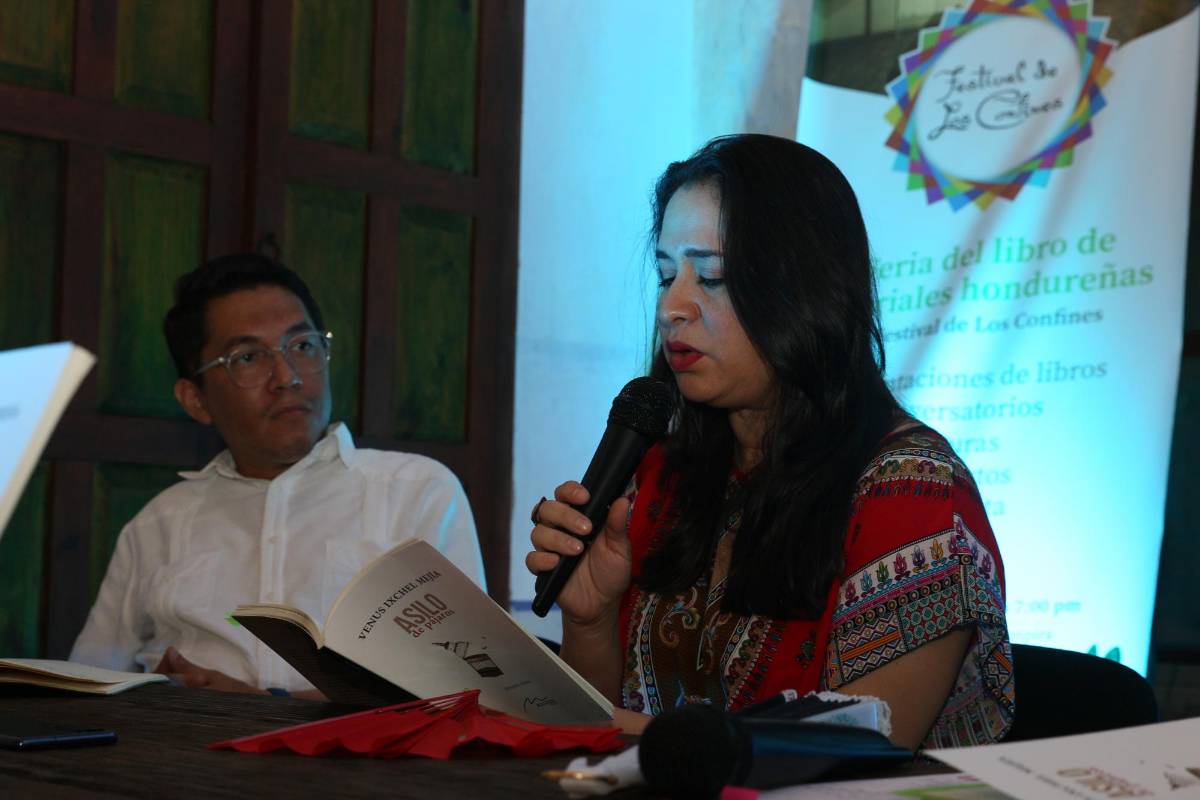 Venus Ixchel Mejía invita a volar con “Asilo de pájaros”