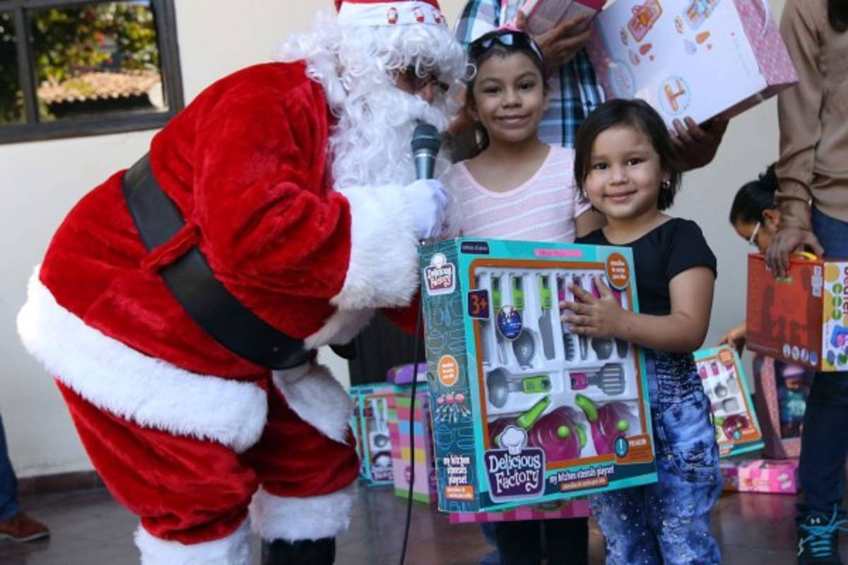 Cumplimos siete años de premiar a nietos de Santa Claus