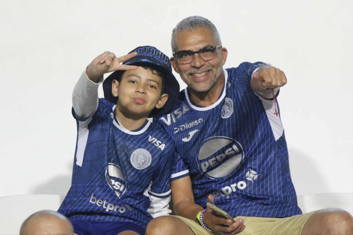 Familia de histórico, bellas chicas, el enmascarado: Ambiente previo al Motagua vs Cartaginés