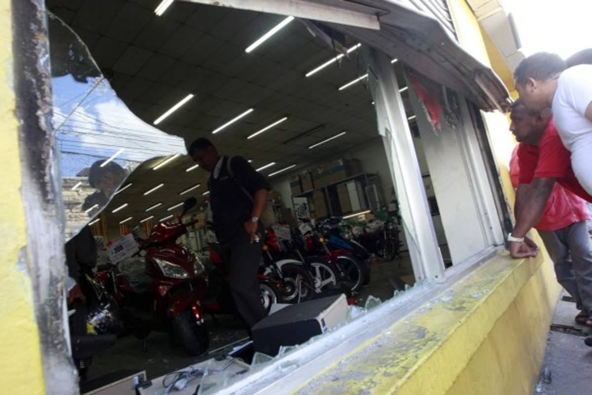 El comercio de la capital disminuye en un 40%