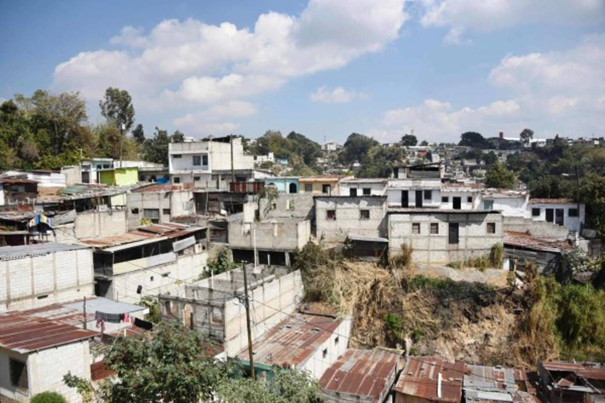 Presidente Morales pide a migrantes guatemaltecos en EEUU respetar leyes&nbsp;