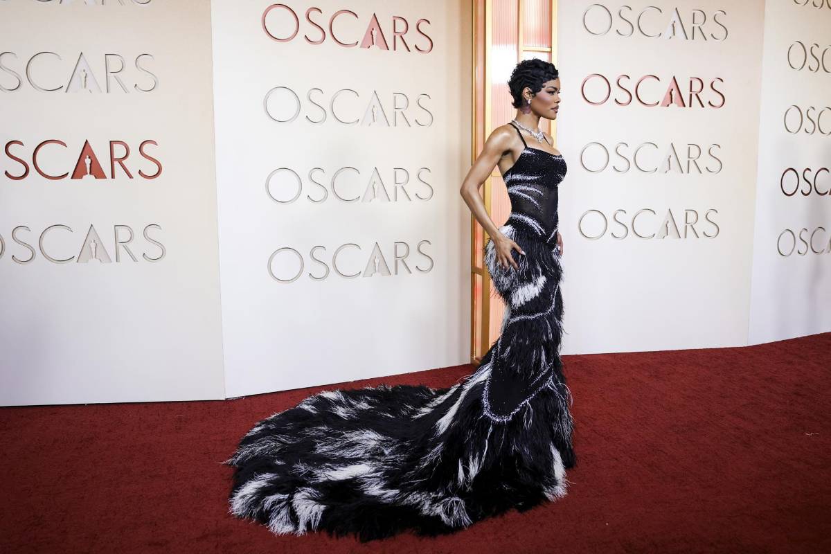 Escotes, pedrerías y plumas: los mejores looks en los Premios Oscar 2026